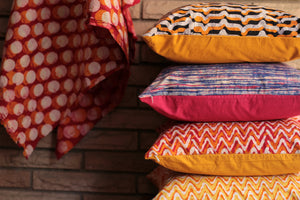 Fall throw pillow styles for outdoor social distancing