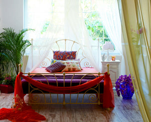 How To Zig When Your Bohemian Bedroom Décor Zags