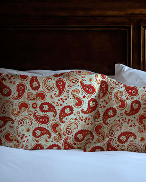 Chili Paisley Shams